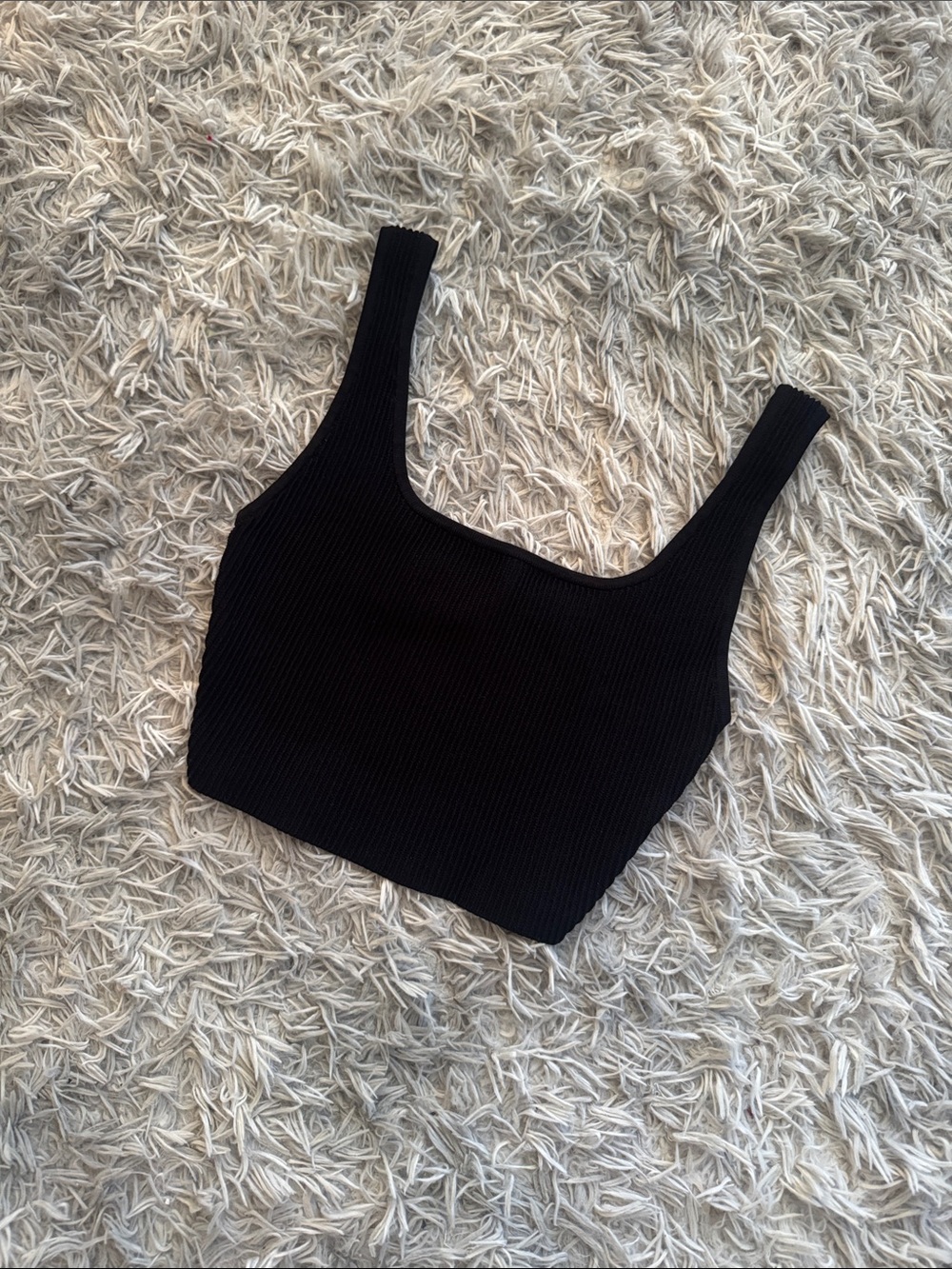 Babaton Black Ribbed Crop Tank